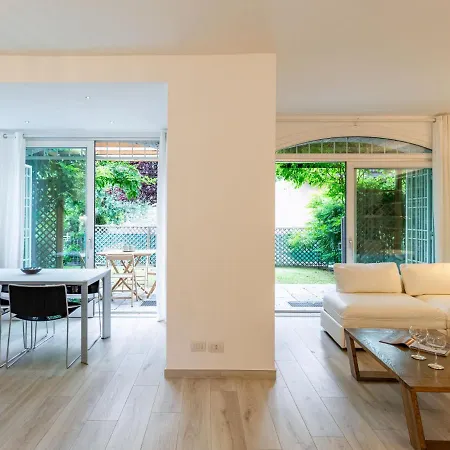 Luxury House By Interhome * Colico