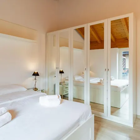 Luxury House By Interhome Colico